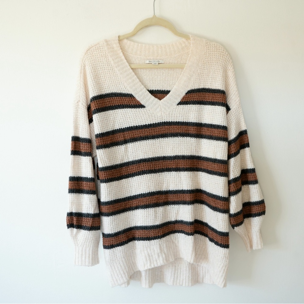 American Eagle Sweater, Very soft, fuzzy, & stretchy material. Slouchy fit.